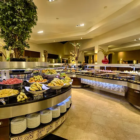 Üdülőközpont Susesi Luxury